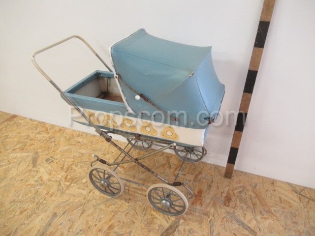 Doll buggy