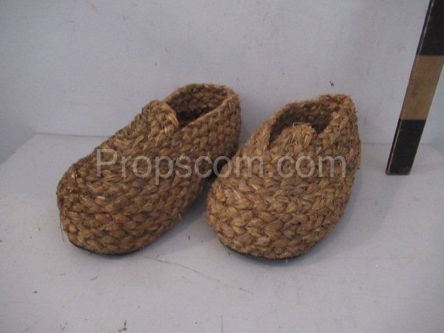 Country shoes Straw hats