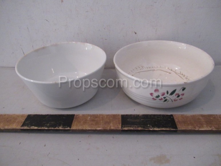 Ceramic bowls