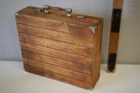 Kufřík dřevěný 