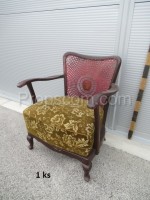 Upholstered upholstered armchair