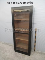 Glass shelf cabinet black