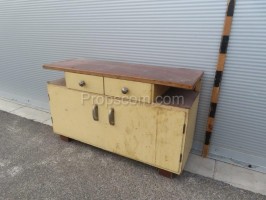 Low cabinet