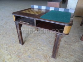 Stůl dřevěný herní 