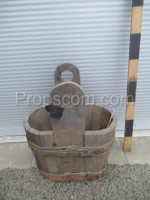 Wooden bucket