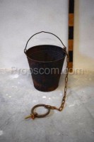Bucket with chain