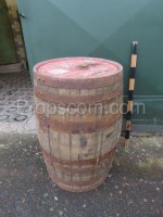 Barrel with forged hoops