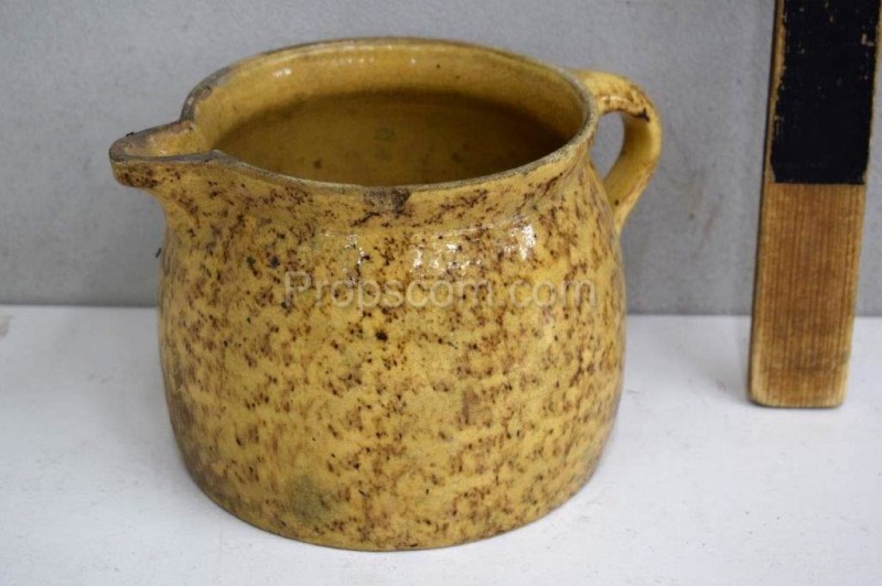 Teekanne aus Keramik