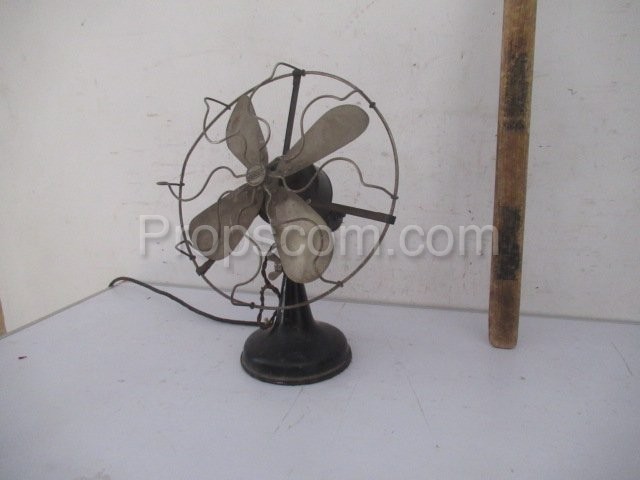 Table fan