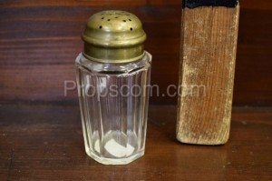 Saltwater brass glass