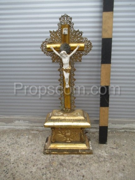 Table cross