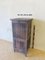 Cabinet with lid