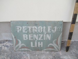 Information signs: Kerosene