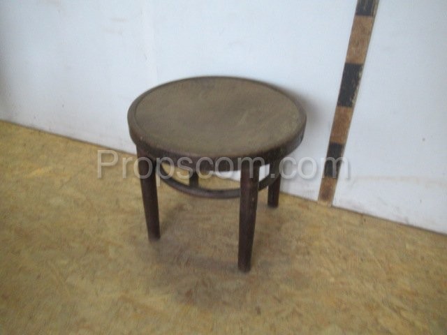 Wooden round chair