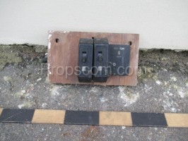 Electrical panel: fuses,