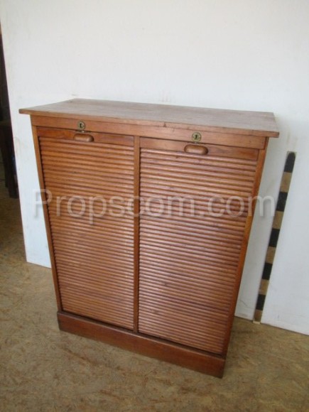 Kleiner Schrank mit Jalousie (Registrator)