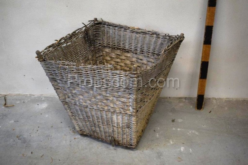 Wicker basket