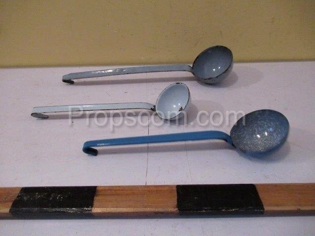 Enamel ladle