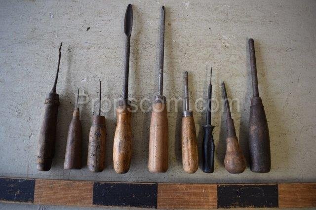 Shoemaking tools