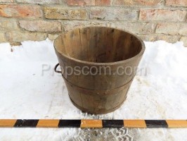 Bucket with forged handles