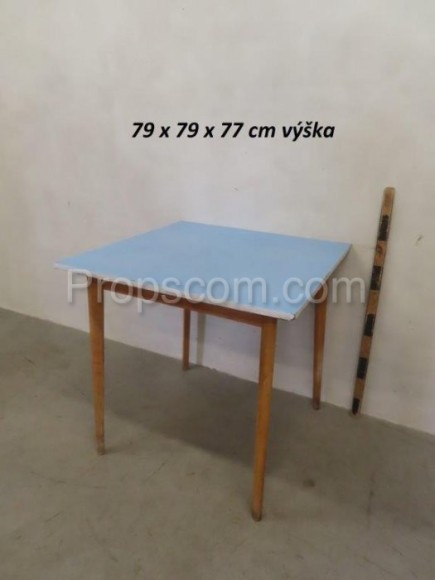 Blue umakart table