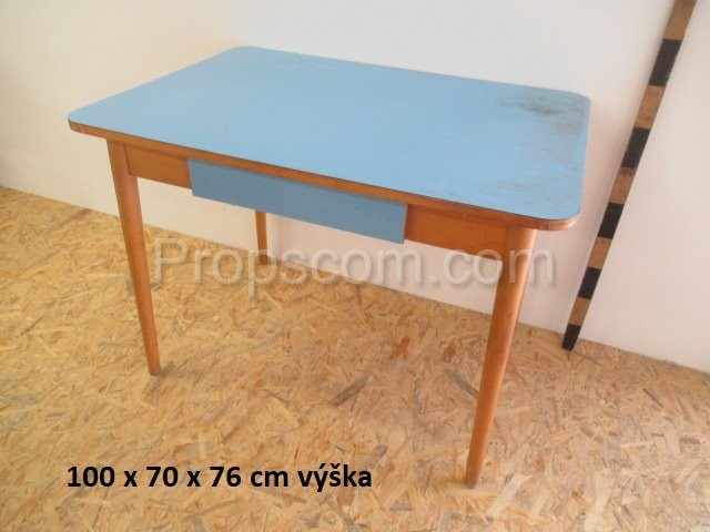 Umakart wood table