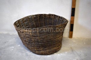 Knitted basket