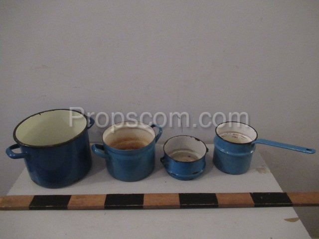 Enamel pots