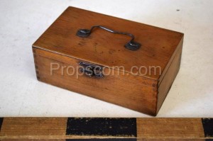 Wooden box