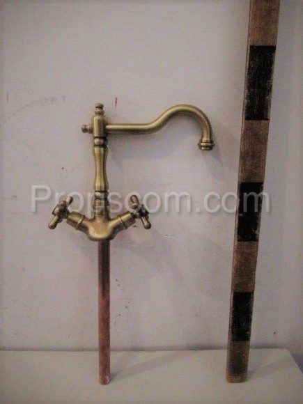 Brass faucet