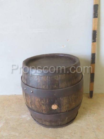 Barrel with forged hoops