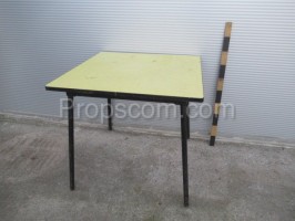 Umakart metal table