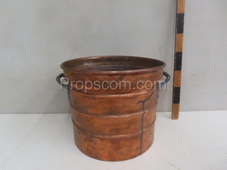 Copper pot