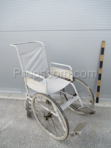 Invalidní vozík  