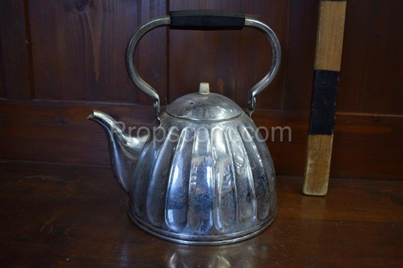 Tea pot