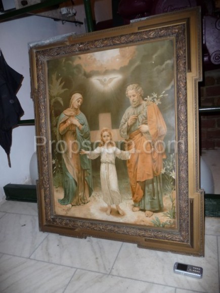 Obraz svatých v dřevěném zdobeném rámu
