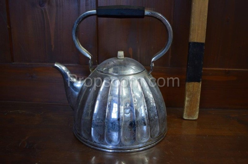 Tea pot