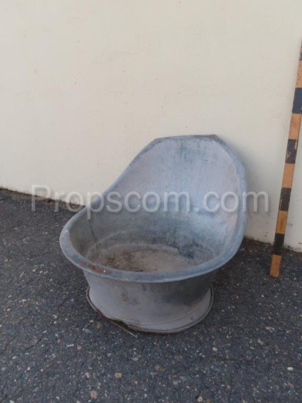 Galvanized tubs