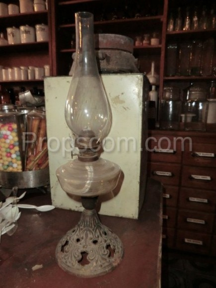 Oil lamp