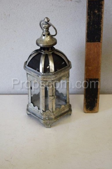 Portable lantern