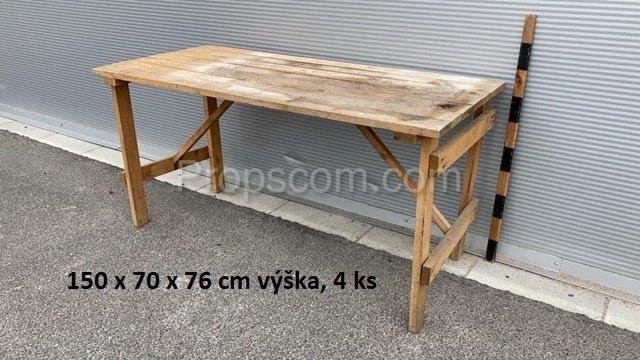 pracovní stůl dřevěný