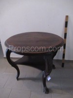 Runder Tisch aus Holz