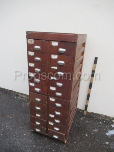 File cabinet with aluminum handles