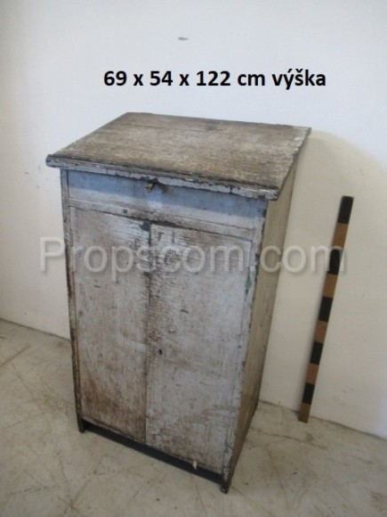 Workshop cabinet