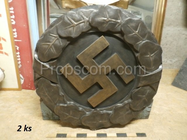 Wreath with swastika