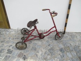 Tricycle