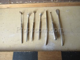 Dental instruments