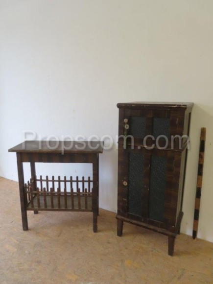 Side table with playpen