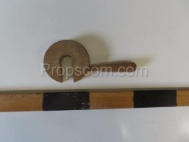 Small wooden clamp