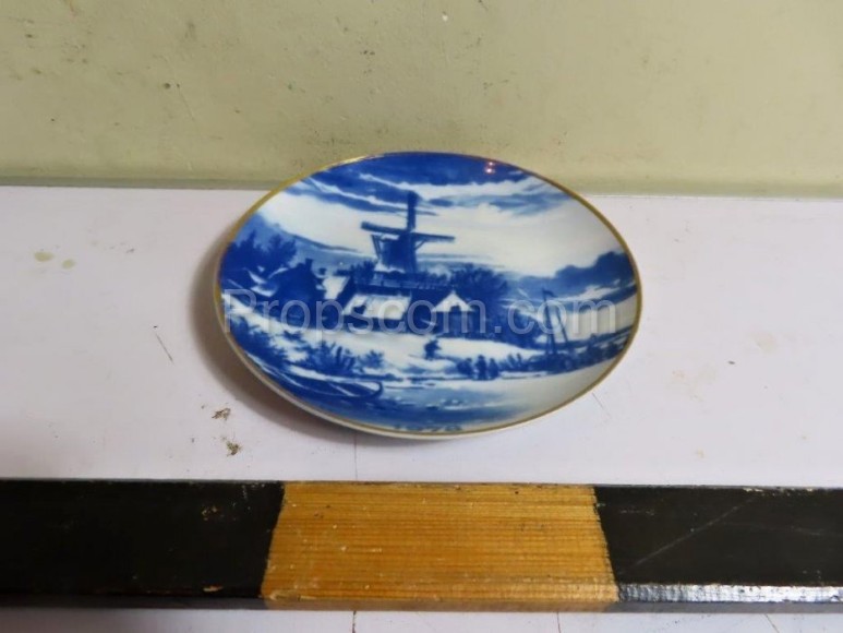 Decorative plate